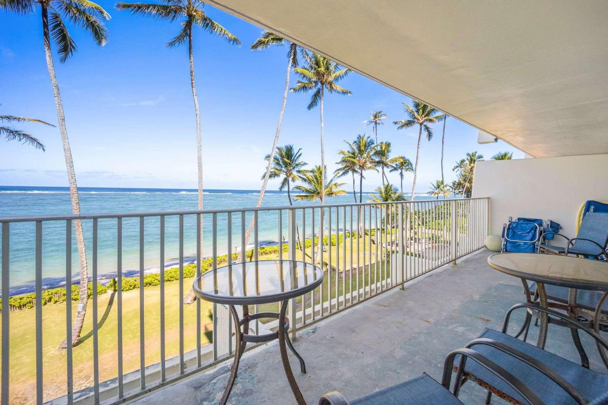 Beautiful Beachfront Condo Laie Eksteriør billede